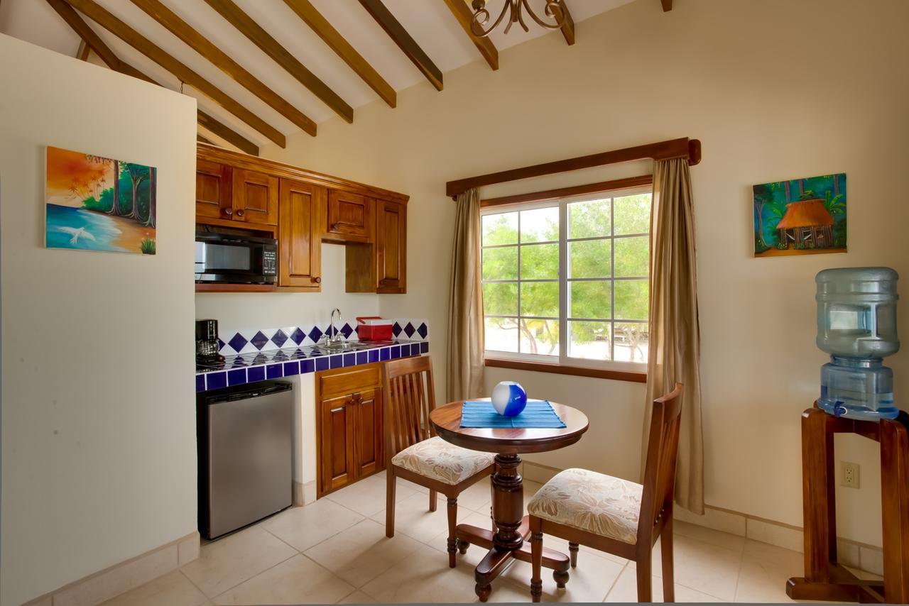 Coco Plum All Inclusive Resort Dangriga Luaran gambar