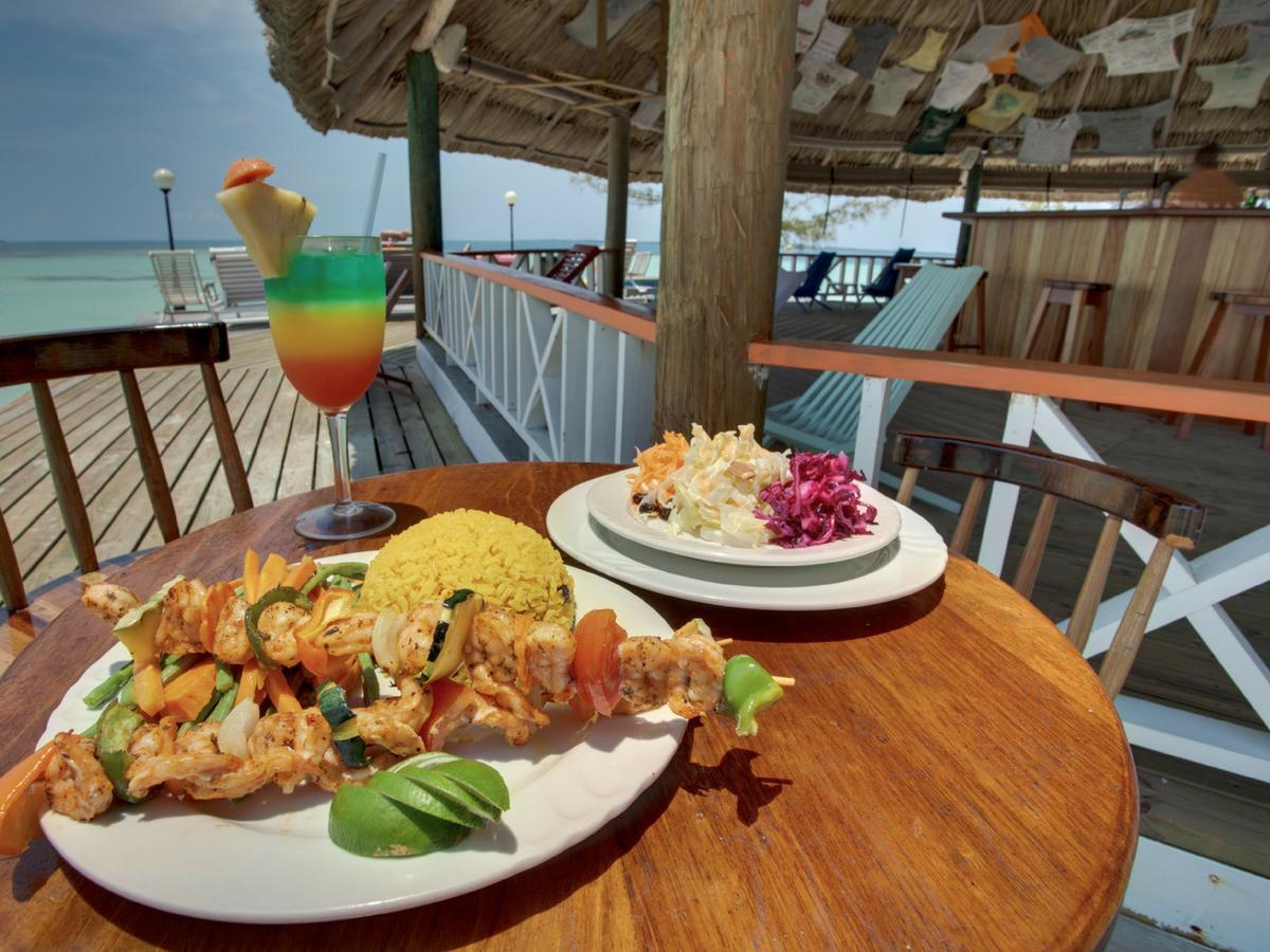 Coco Plum All Inclusive Resort Dangriga Luaran gambar